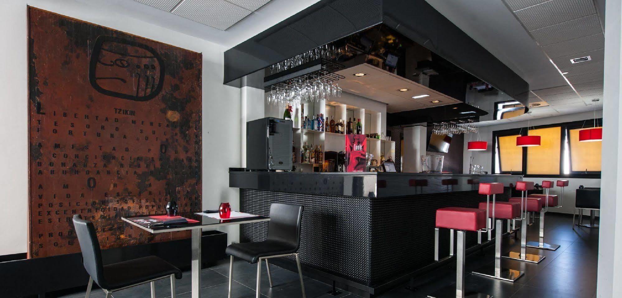Hotel Loob Madrid (Adults Only) Torrejón de Ardoz Dış mekan fotoğraf